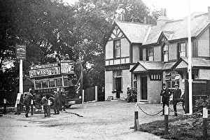 Westerham: Westerham Hill The Fox and Hounds early 1900s