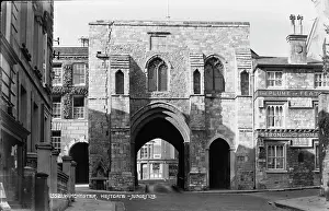 Gateway: Westgate in Winchester