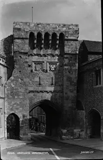 Shields: Westgate in Winchester