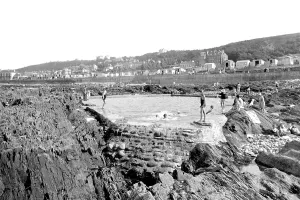 Westward: Westward Ho!, Swimming Pool 1937
