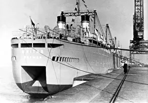 Whaling: Whaling ship in Bremerhaven