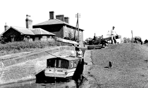 Wheaton: Wheaton Aston, the Lock 1952