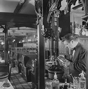 Shaker: Wheelers Restaurant in London