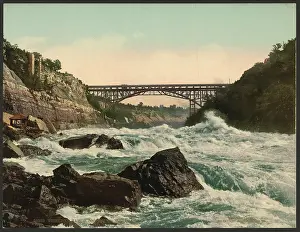 Whirlpool: Whirlpool Rapids, looking up Niagara