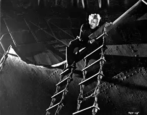 Compton: WHISKY GALORE!