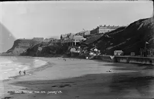 Whitby: Whitby Beach and The Spa