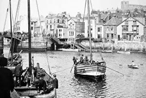 Fishwife: Whitby harbour Victorian period