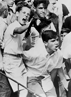 Delmar: White boys protest housing integration. ?