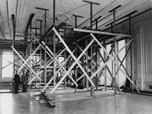 Sagging: White House architect Lorenzo Winslow and engineer