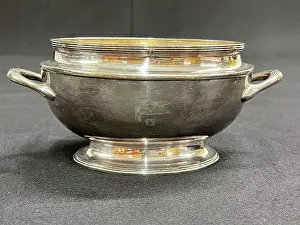 Tureen: White Star Line, Elkington plate First Class tureen