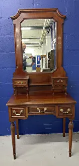 Namely: White Star Line, RMS Olympic, oak dressing table
