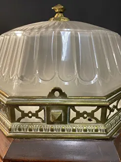 Refit: White Star Line, RMS Olympic - octagonal ceiling light