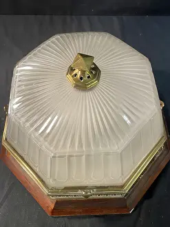 Refit: White Star Line, RMS Olympic - octagonal ceiling light