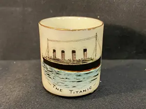 Ticehurst: White Star Line, RMS Titanic - commemorative thimble cup