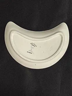 Stonier: White Star Line, Stonier OSNC crescent dish (back)