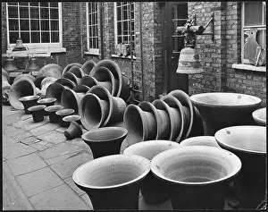 Doorbell: Whitechapel Bell Foundry - 34 Whitechapel Road, London