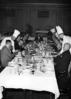 Rate: WHW stew competition in Berlin, 1936