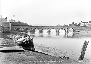 Leitrim: Wicklow Bridge and River Leitrim