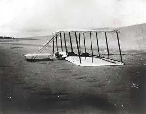 Kitty: Wilbur Wright in the 1901 glider - Kitty Hawk