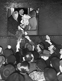 Tibet: Wilhelm Filchner returns from his expedition to Tibet, 1938