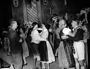 Rehearses: Wilhelm Furtwangler, 1938
