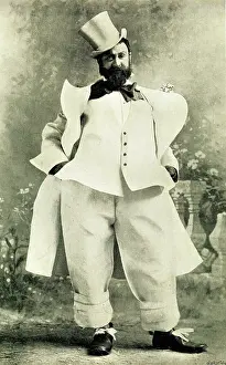 Footlight: William E Hoey in a Musical Sketch