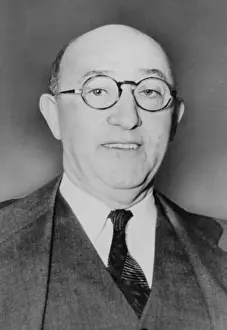 Rs4wn Bsloc: William Fox, founder of Fox Films, in 1941-42, when