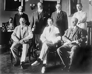 Mcadoo: William McAdoo served as the first Chairman ?