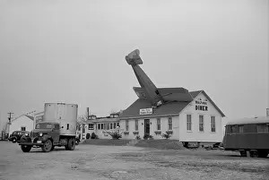 Illusions: William Penn Diner on Route 40, Delaware, April