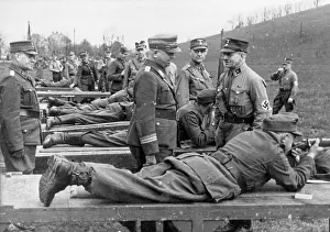 Supervises: William Schepmann at the firing practice of the Volkssturm