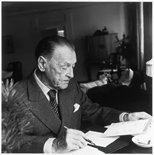 Bondage: WILLIAM SOMERSET MAUGHAM