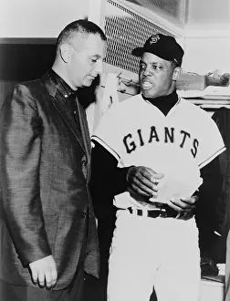 Mays: Willie Mays talks to sportscaster Charles ?