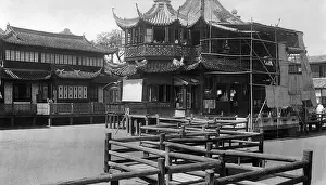 Gastronomy: The Willow Tea House in Shanghai, 1927