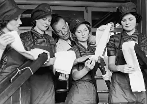 Georginas: WINDOW CLEANING GIRLS