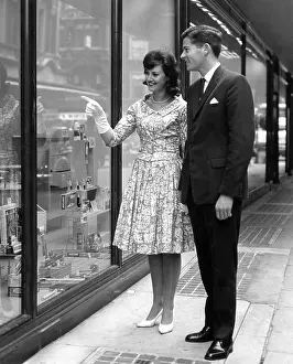 Stilettos: WINDOW SHOPPING 1960S