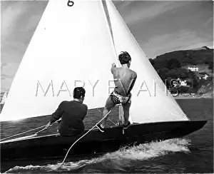 Salcombe: WINDSURFING