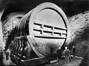 Photomontage: Wine Barrel (135000 liters) in the