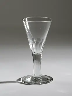 Stemware: Wine glass