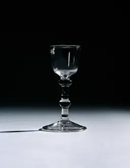 Stemware: Wine glass