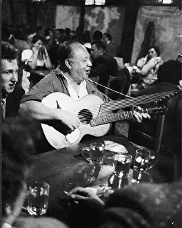 Taverns: Wine tavern singer - Vienna - About 1960