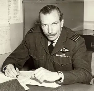 Ceng: Wing Commander Kenneth Horatio Wallis MBE