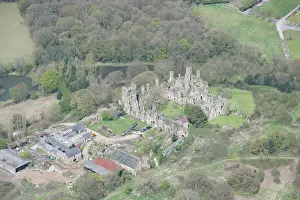 Wingfield: Wingfield Manor, Derbyshire