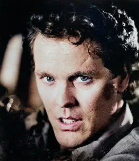 Avco: Wings Hauser - man - actor
