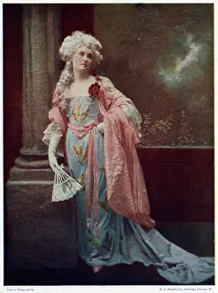 Maude: Winifred Emery