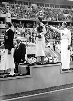 Ilona: The winners of the foil fencer, after receiving their