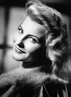 Winnie: Winnie Markus in Trip into Adventure, 1943