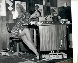 Stiff: She Wins The World Typing Endurance Record: