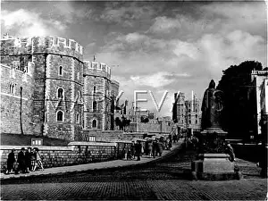 Noblest: WINSDOR CASTLE 1940S