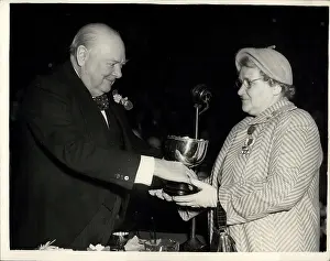 Habitation: Winston Churchill presents cup, Primrose League meeting