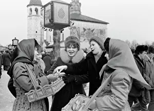 Peddlers: Winter farewell ceremony